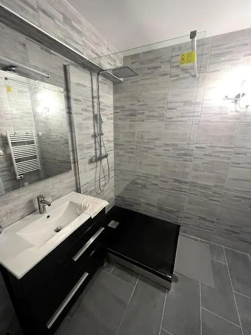 Cosy Apartment With Private Parking Saulx-les-Chartreux