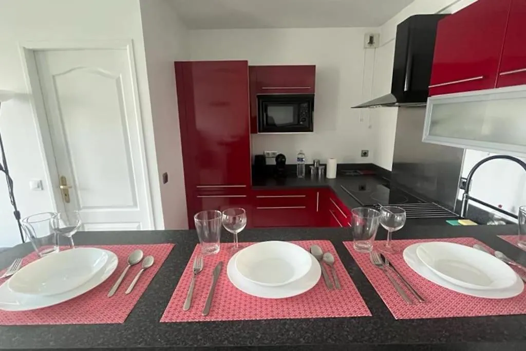 Cosy Apartment With Private Parking Saulx-les-Chartreux France
